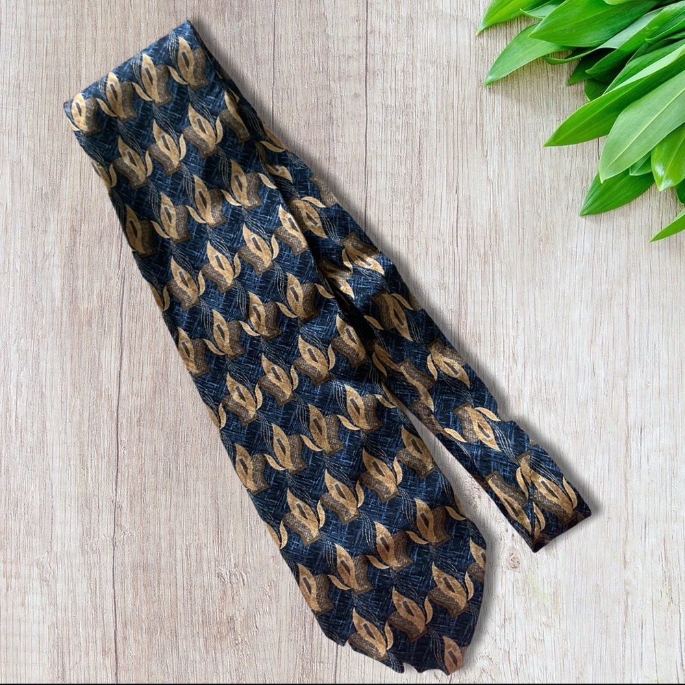 Tesoro Rosso tie